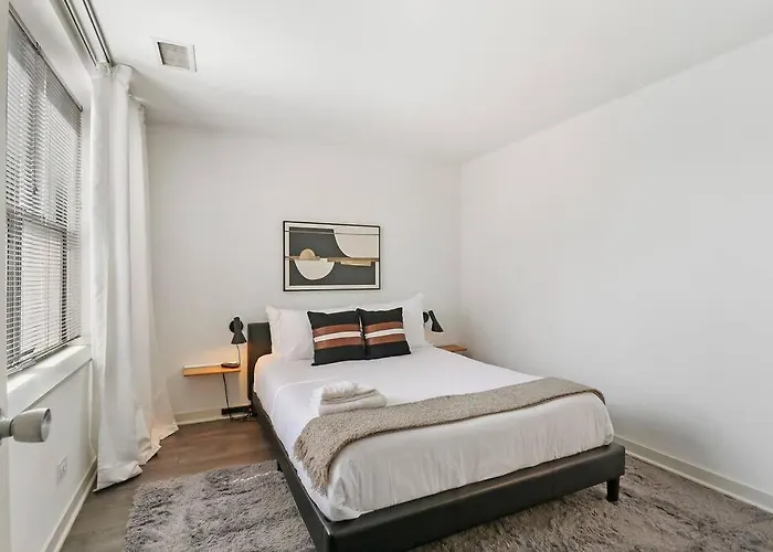 Inviting 2-bedroom In Hyde Park - The Blackwood Rep *